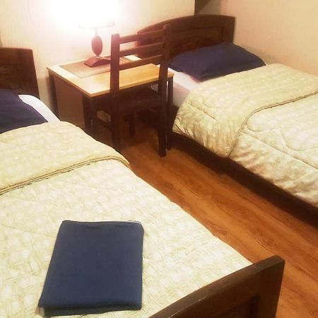 Deso Hostel & Rooms Тбилиси Екстериор снимка