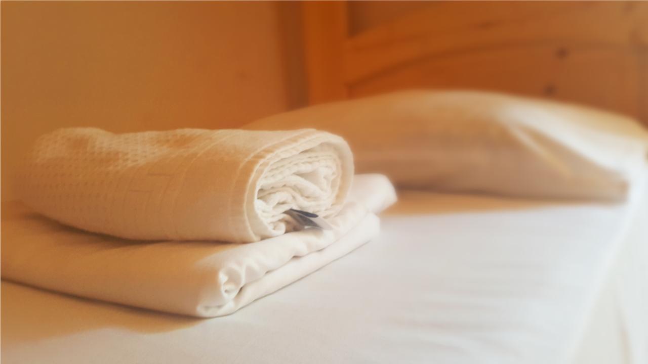Deso Hostel & Rooms Тбилиси Екстериор снимка