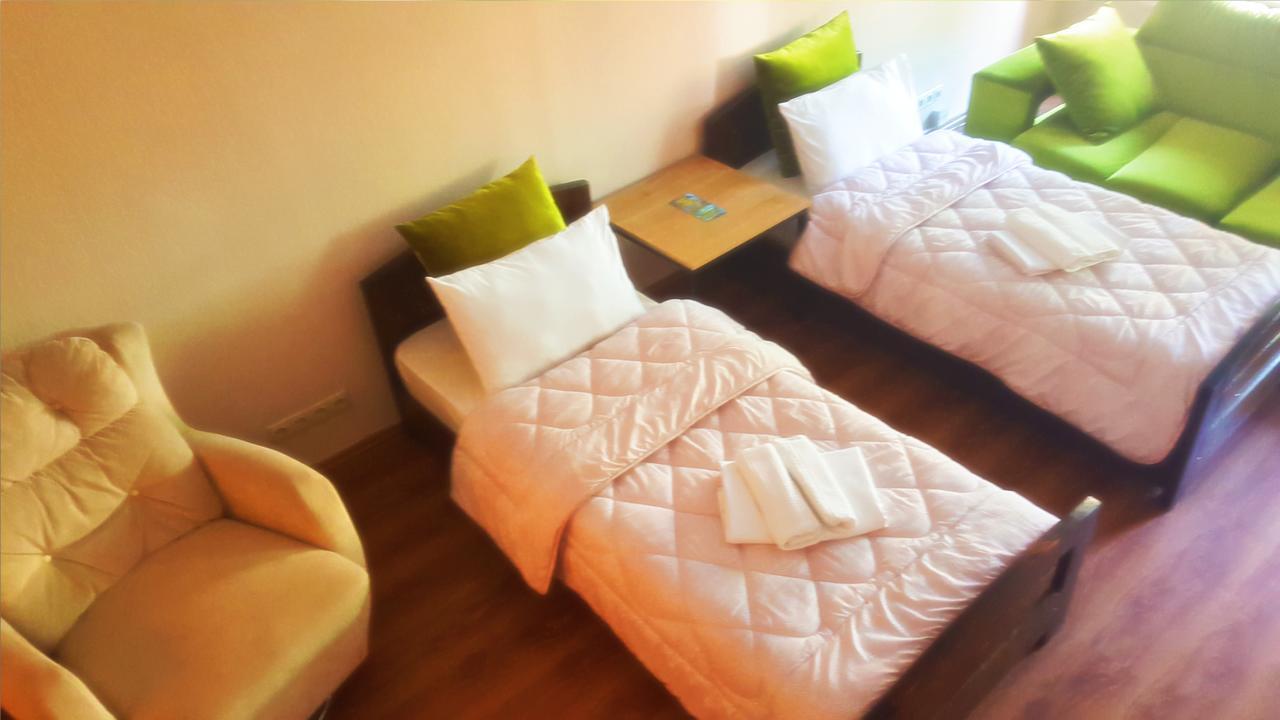 Deso Hostel & Rooms Тбилиси Екстериор снимка