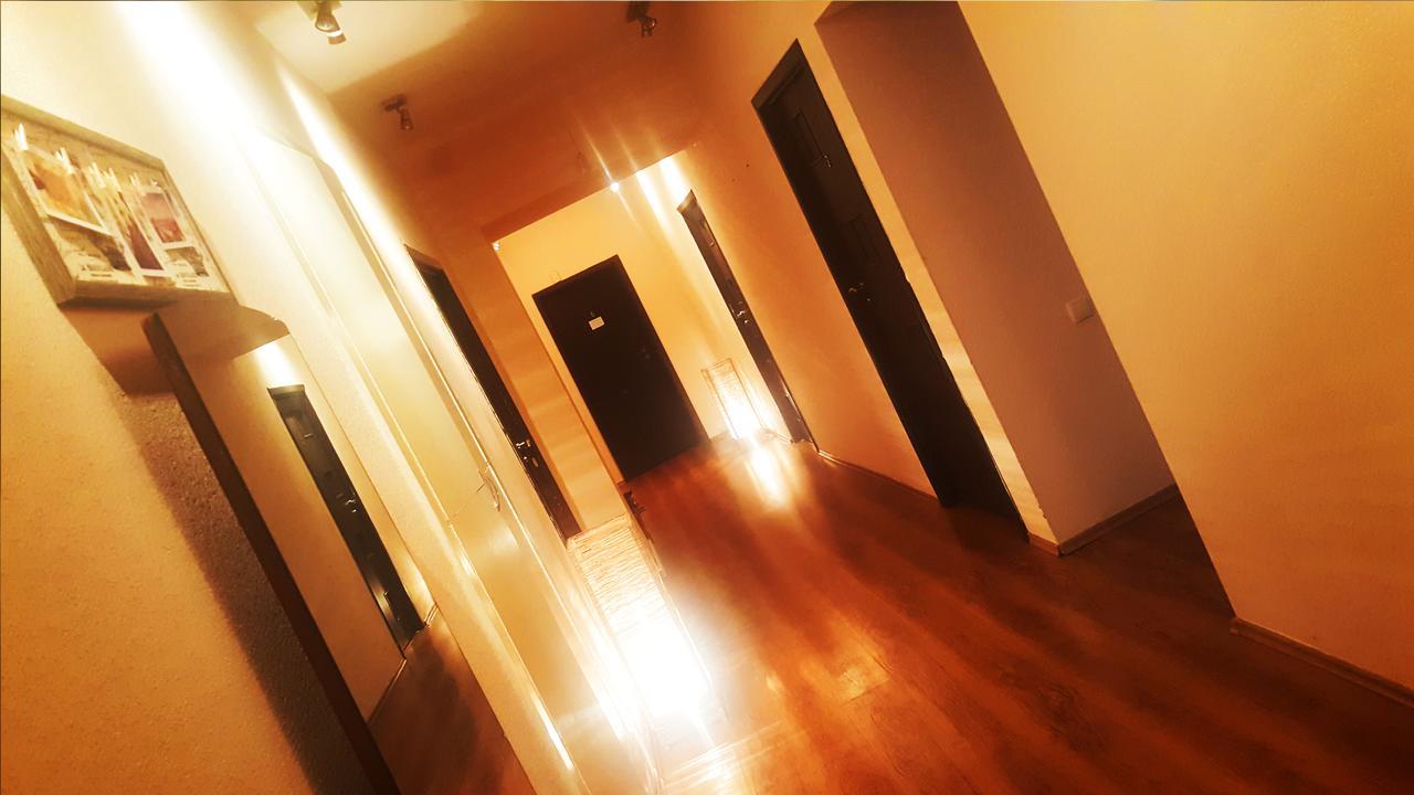 Deso Hostel & Rooms Тбилиси Екстериор снимка