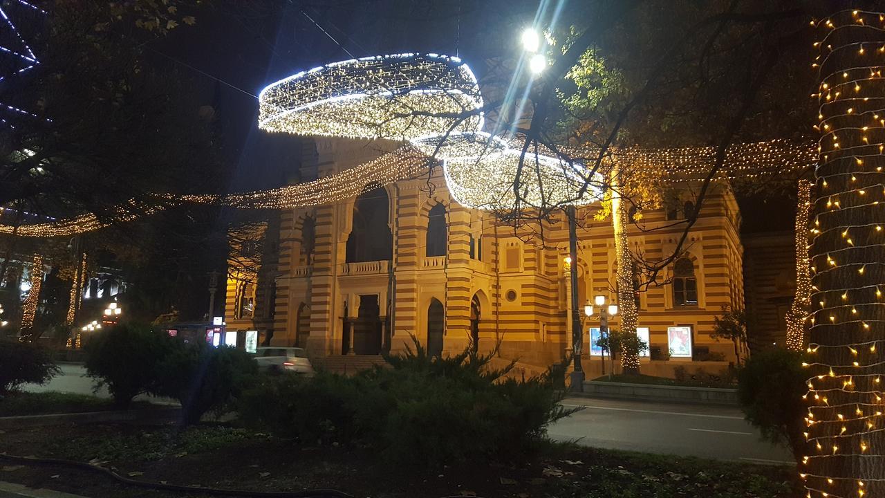Deso Hostel & Rooms Тбилиси Екстериор снимка