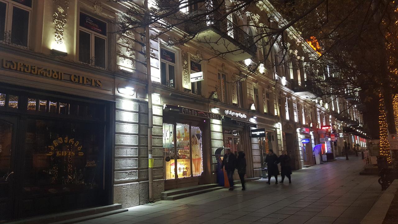 Deso Hostel & Rooms Тбилиси Екстериор снимка