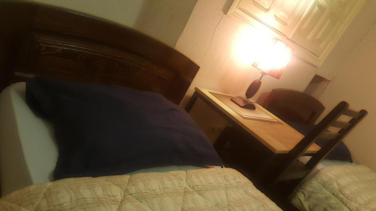 Deso Hostel & Rooms Тбилиси Екстериор снимка
